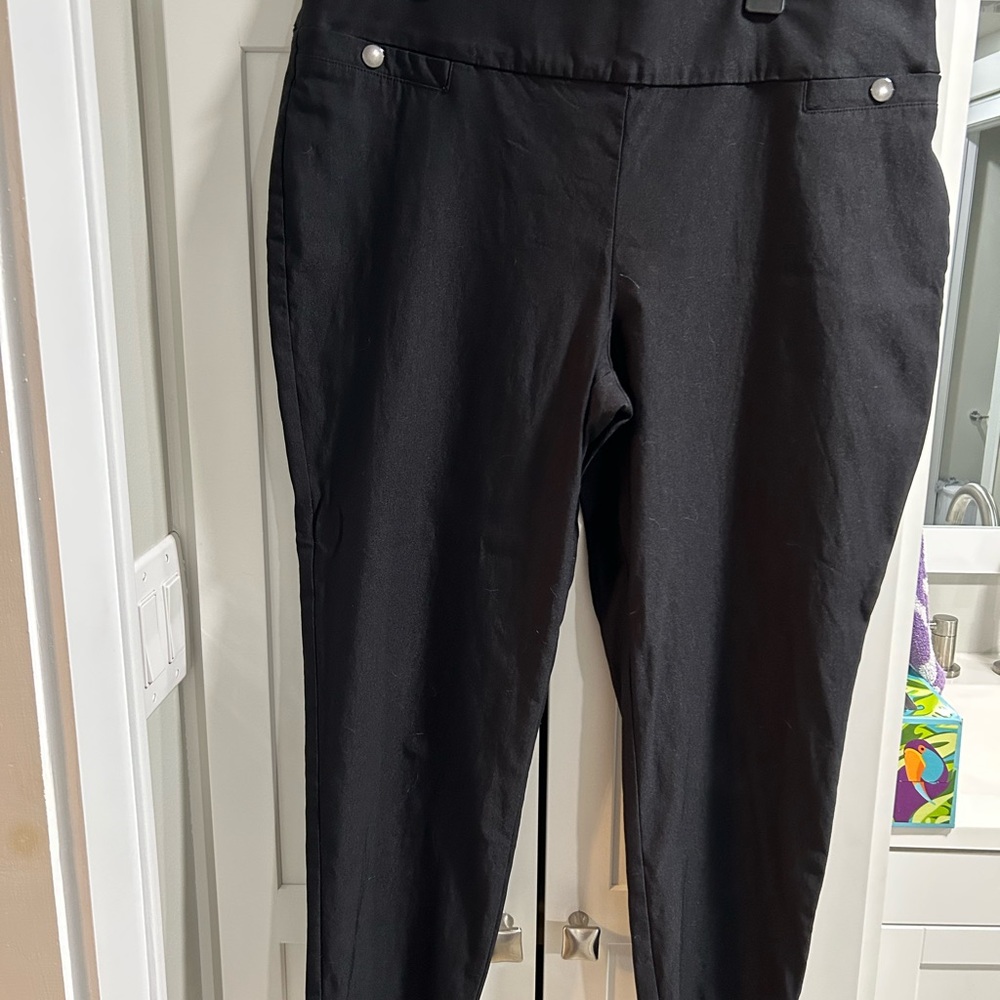 Maurices Black Skinny Pants Sleek Pull-On Design